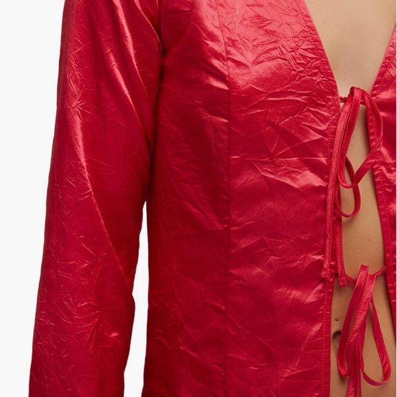 Free People Star Eyes Red Satin Front Tie Crinkle Top Blouse NWT XL - Picture 5 of 8